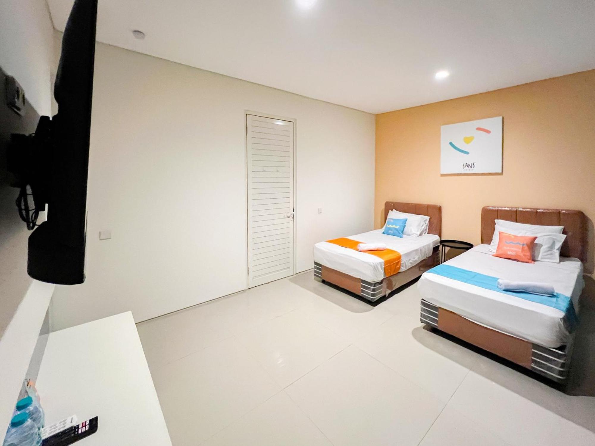 Sans Stay Bukit Palma Citraland Surabaya Exterior photo