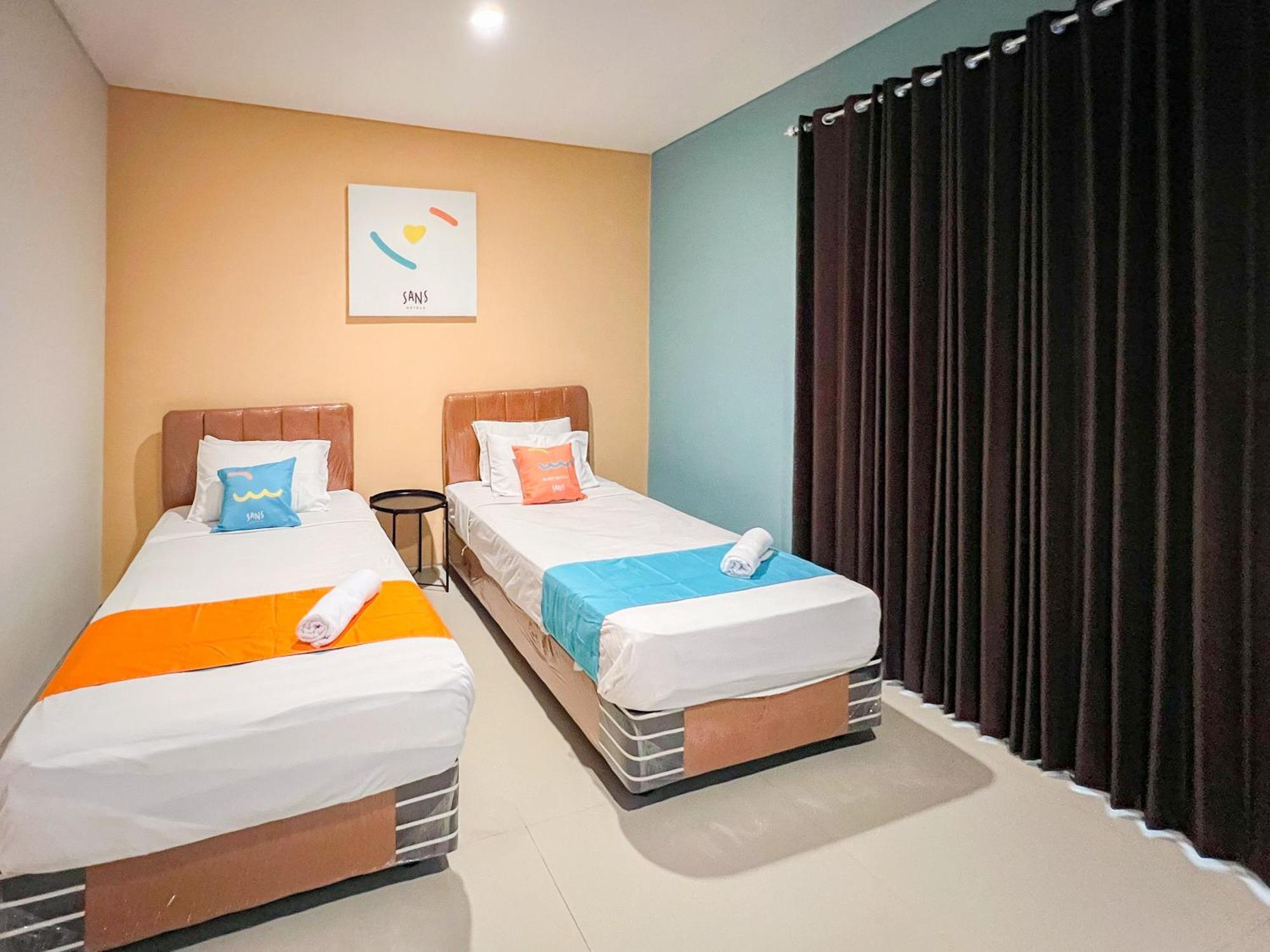 Sans Stay Bukit Palma Citraland Surabaya Exterior photo