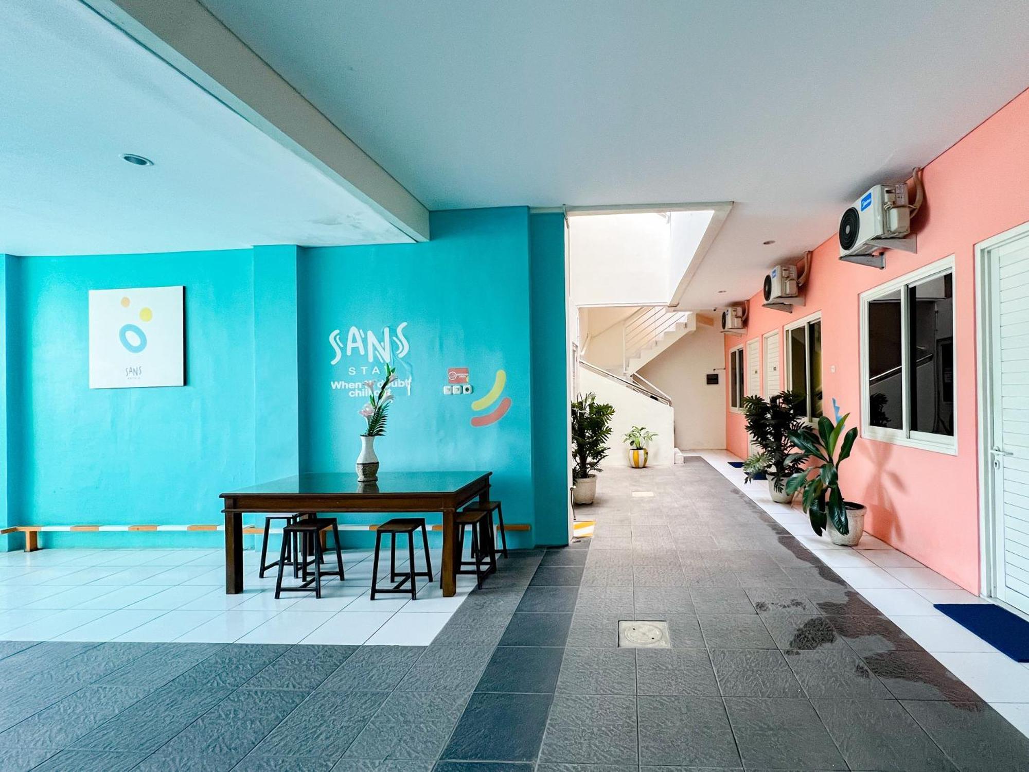 Sans Stay Bukit Palma Citraland Surabaya Exterior photo