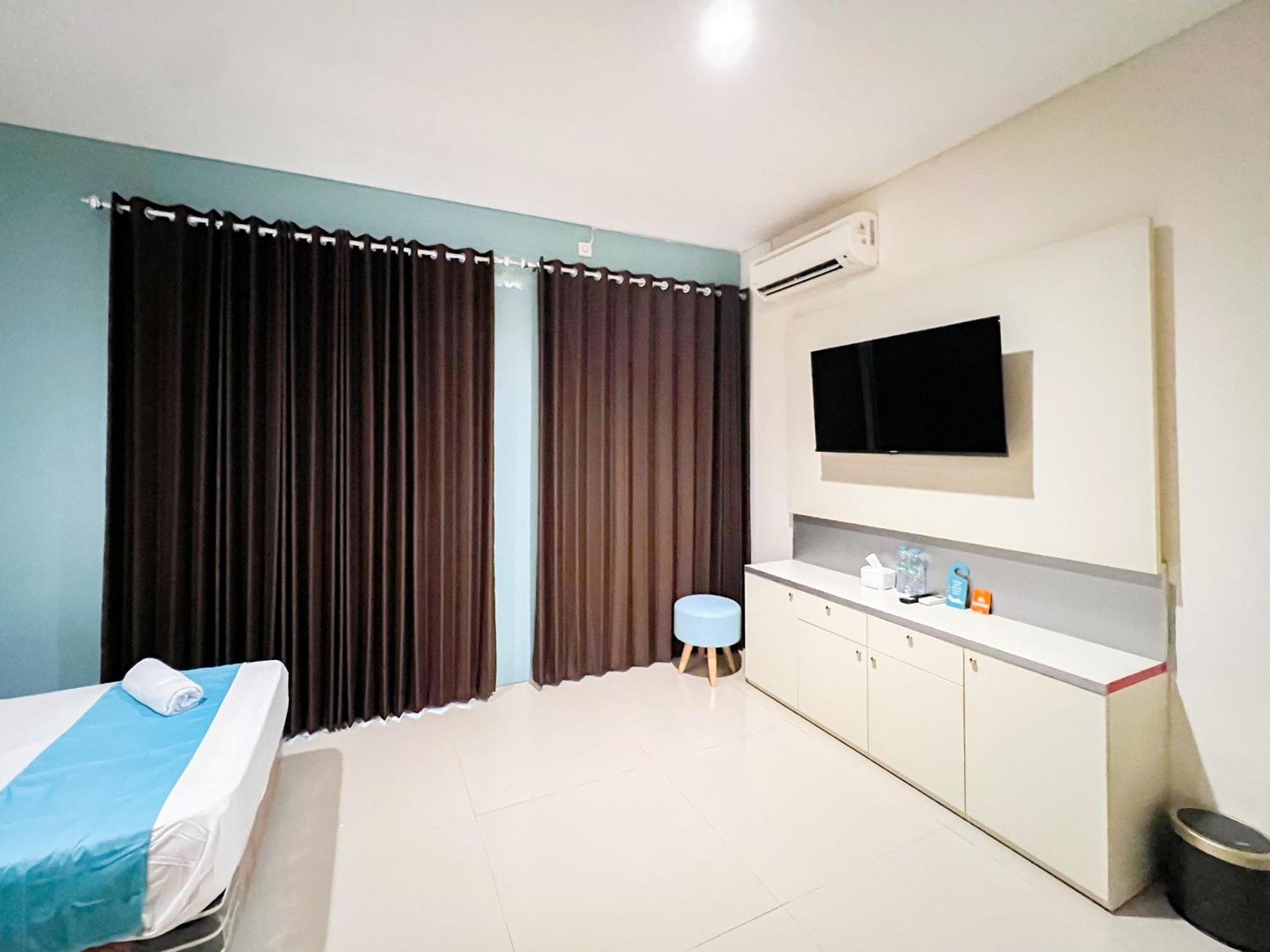 Sans Stay Bukit Palma Citraland Surabaya Exterior photo