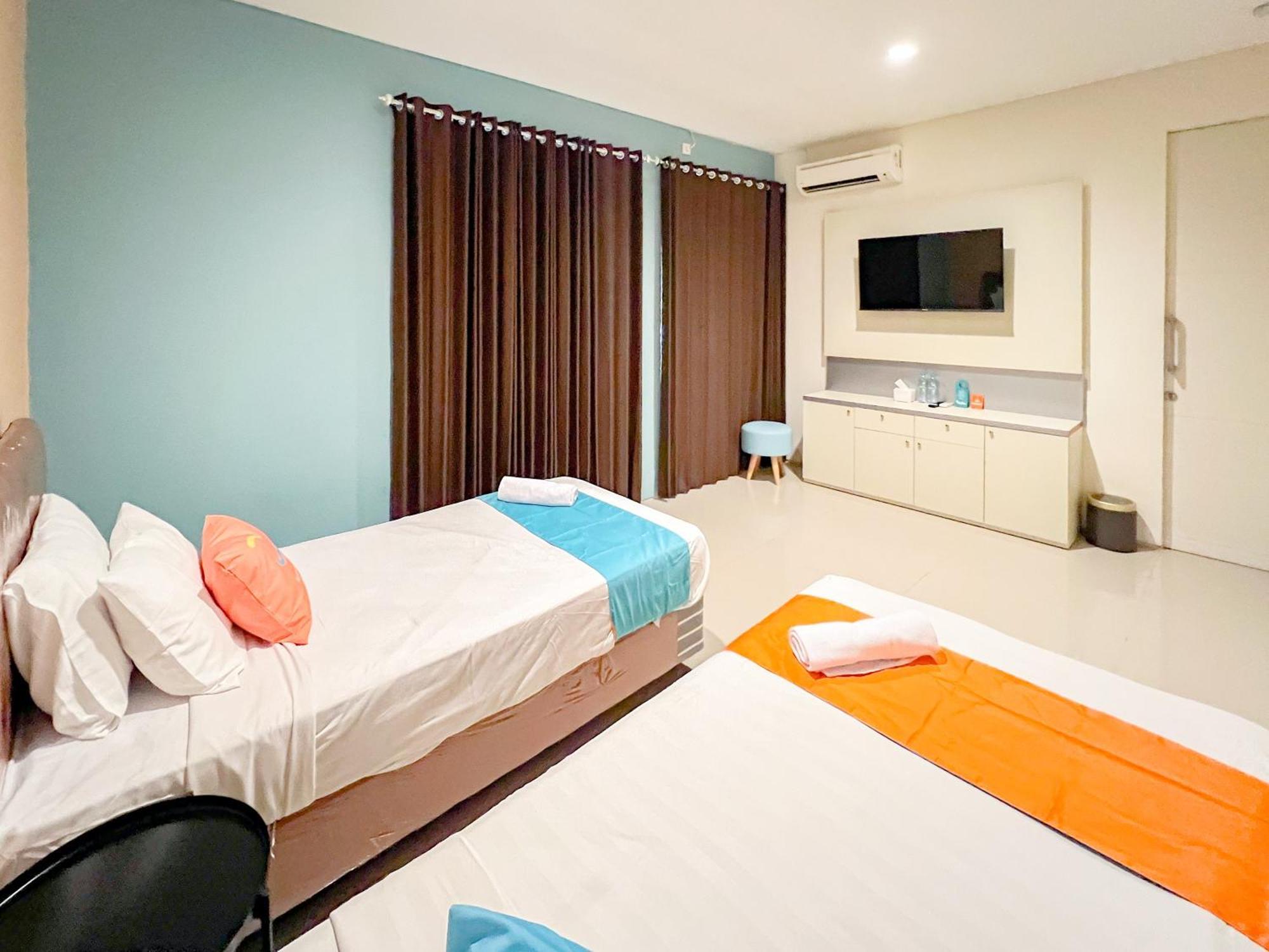 Sans Stay Bukit Palma Citraland Surabaya Exterior photo