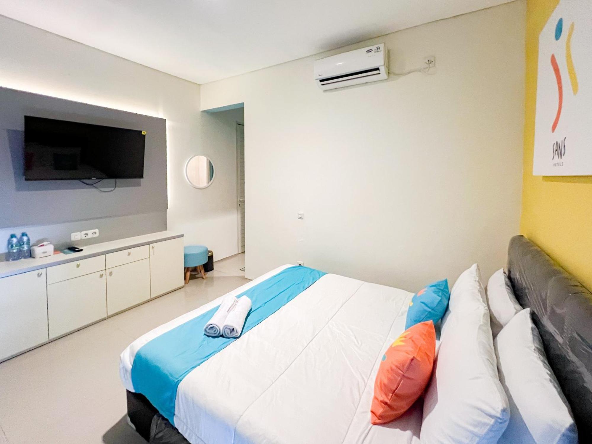 Sans Stay Bukit Palma Citraland Surabaya Exterior photo