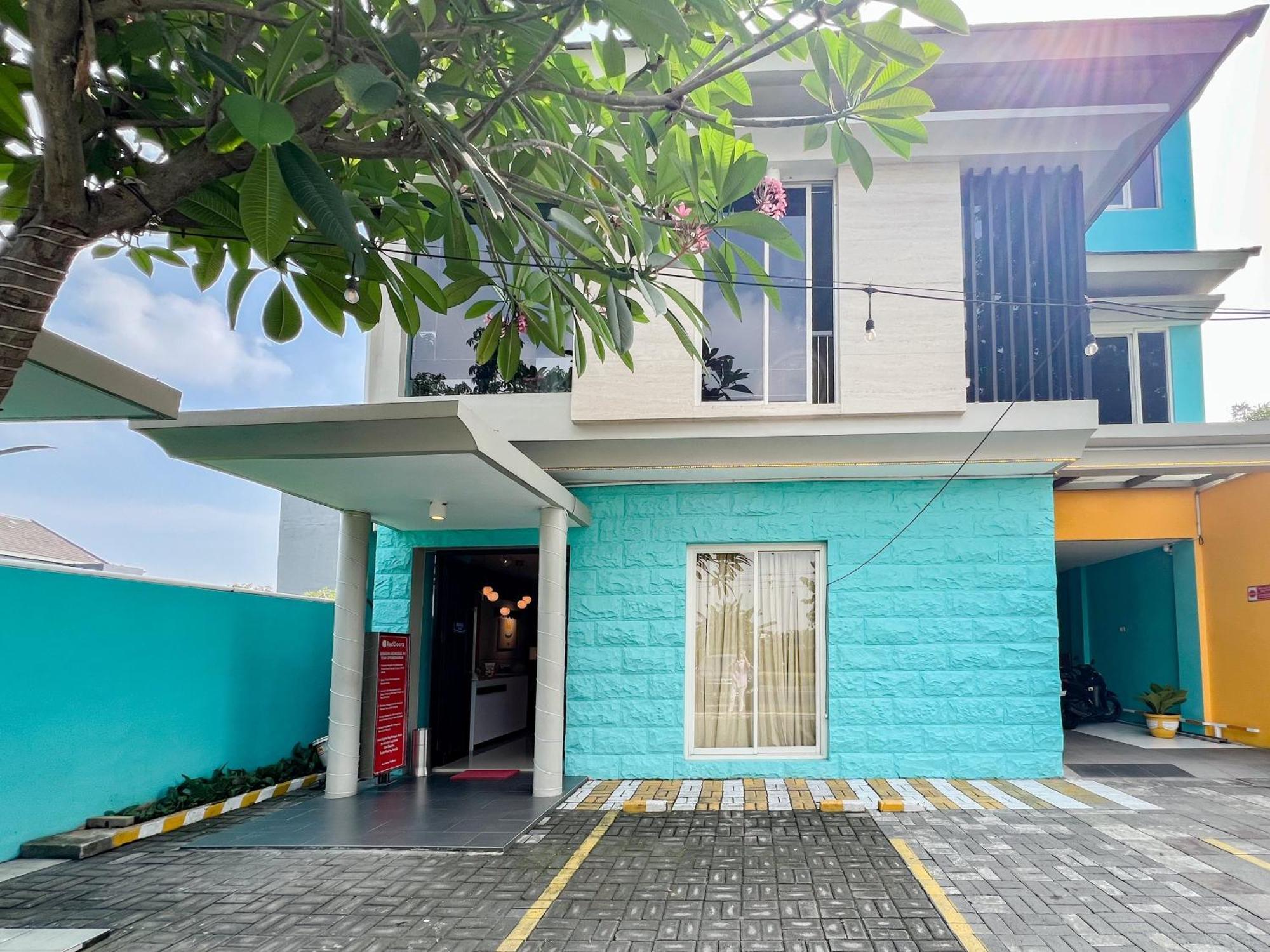 Sans Stay Bukit Palma Citraland Surabaya Exterior photo